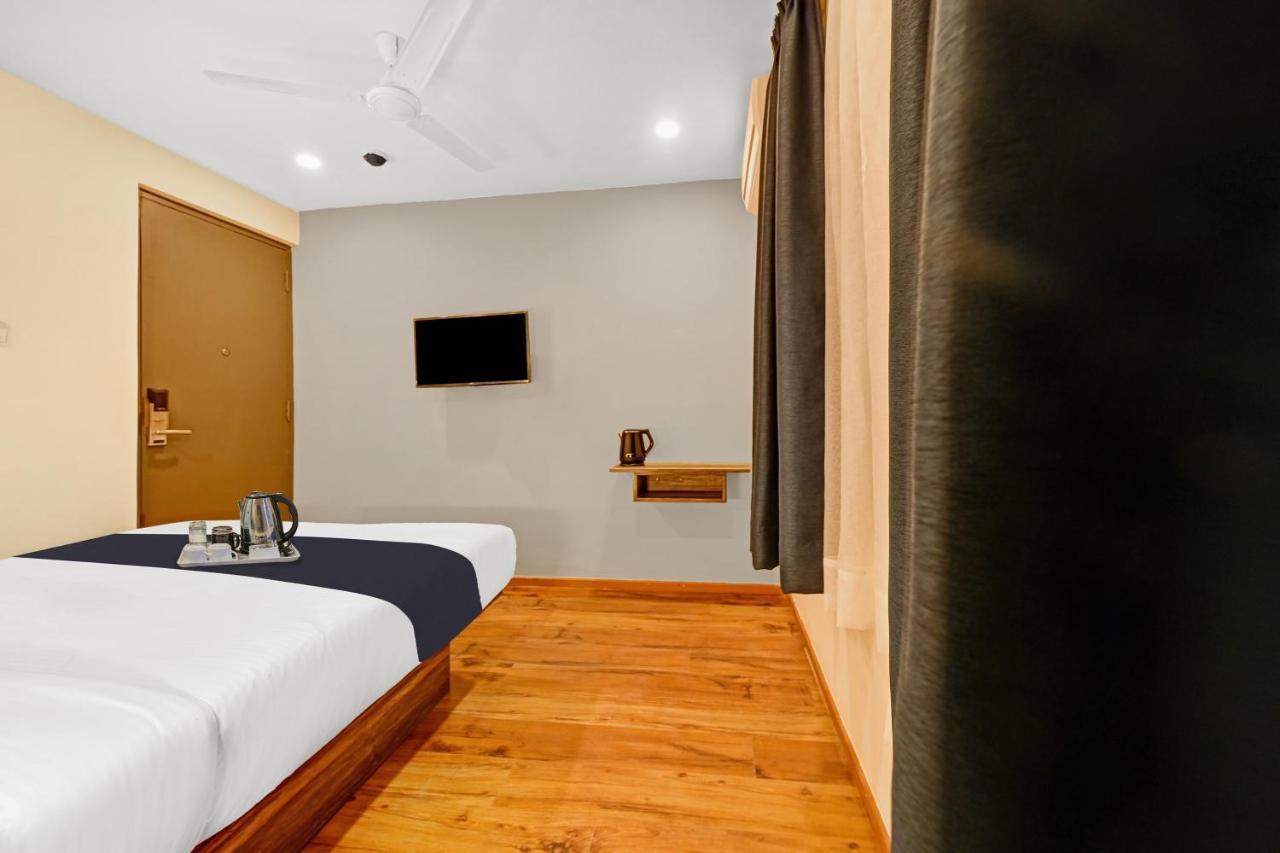 Hotel Super Townhouse Oak Hillside Aqua Khandagiri Zewnętrze zdjęcie
